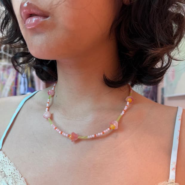 핸드메이드 봄꽃🌷비즈 목걸이(오렌지컬러)