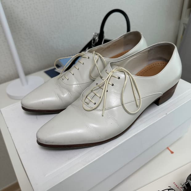 셀린느 로퍼 팝니다.