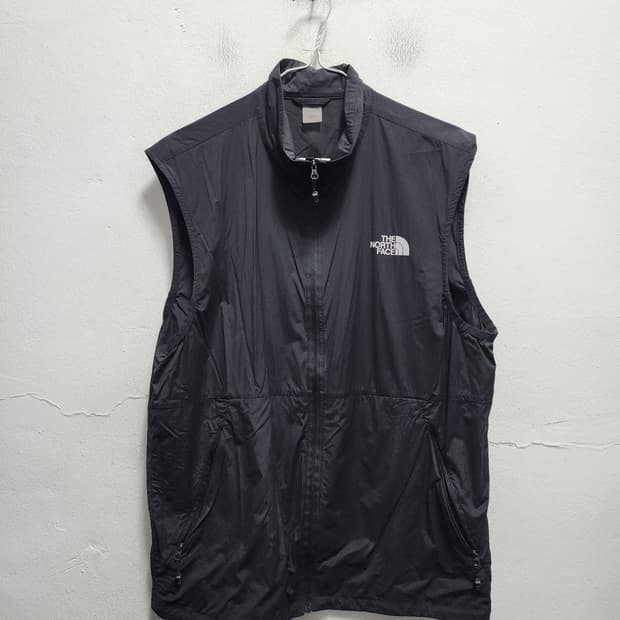 노스페이스 블랙 경량 조끼 