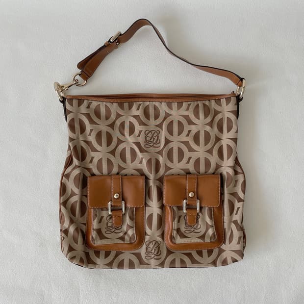 루이까또즈(Louisquatorze) 모노그램 숄더백