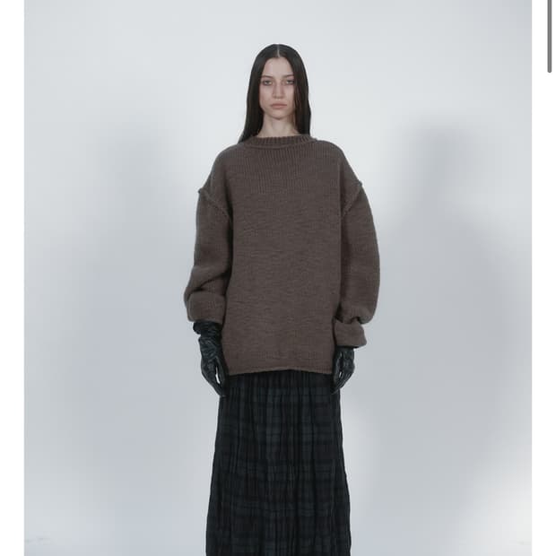 낫띵에브리띵 벌룬슬리브 스웨터 브라운