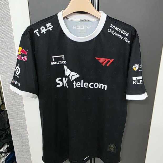 골스튜디오 skt t1 페이커 유니폼 xl
