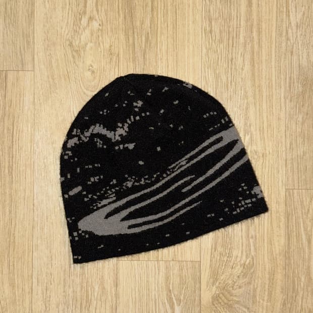 Pixelated Logo Beanie - Black