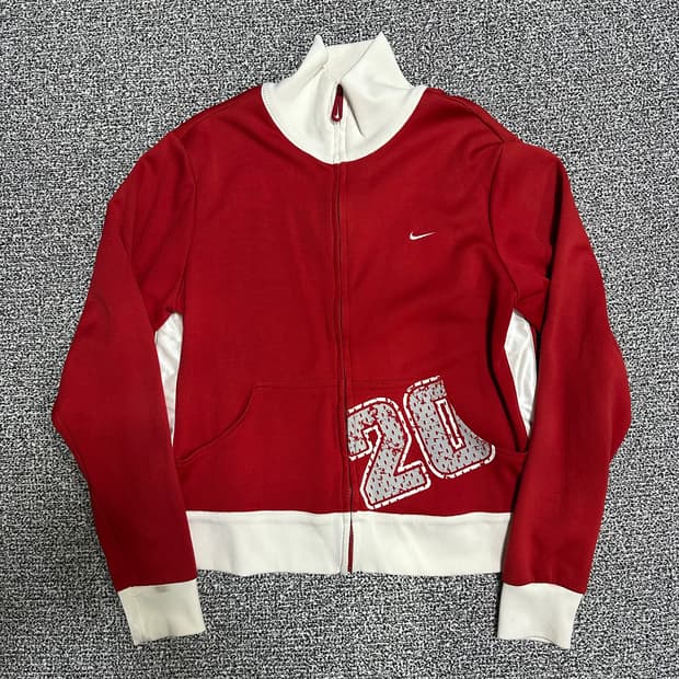 (XL) 나이키 스우시 흰빨 트랙탑 져지