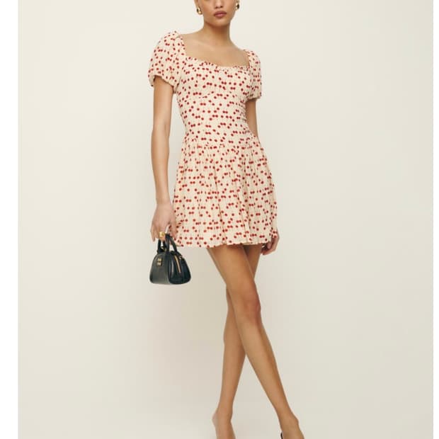 [구해요] 리포메이션 고윤정 체리 원피스 데본원피스