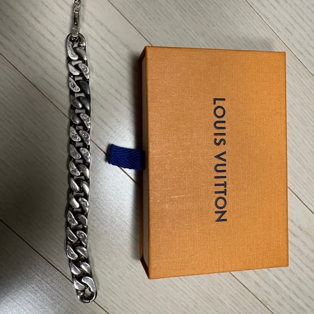 루이비통 은장 체인링크 팔찌 M 판매