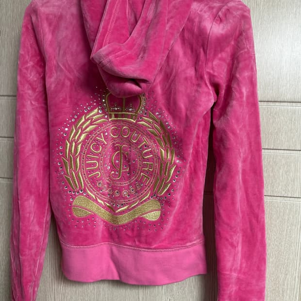 쥬시꾸뛰르 후드집업