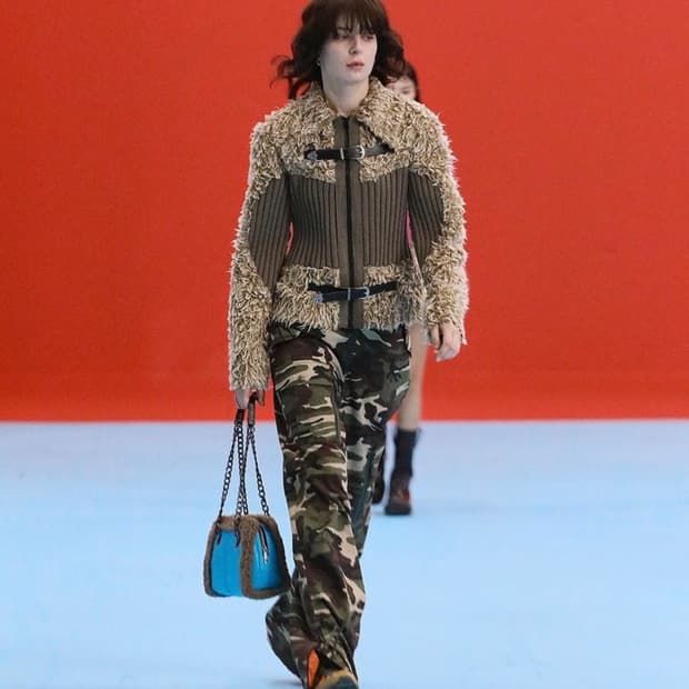 앤더슨벨 포 우먼 헤어리 올가 니트 자켓