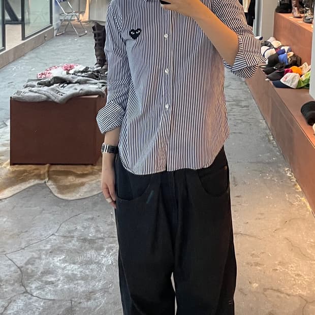 꼼데가르송 플레이 블랙하트 스트라이프 셔츠 H684
