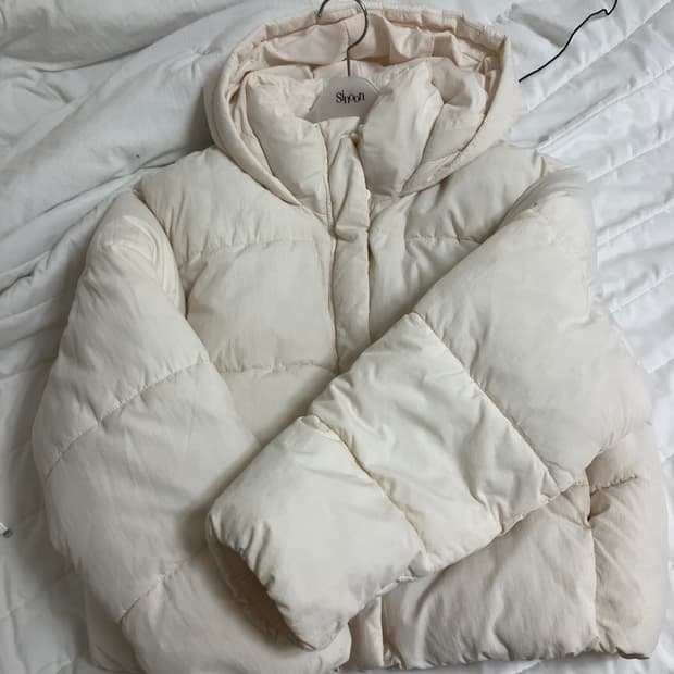 h&m 크림색 패딩 m사이즈 