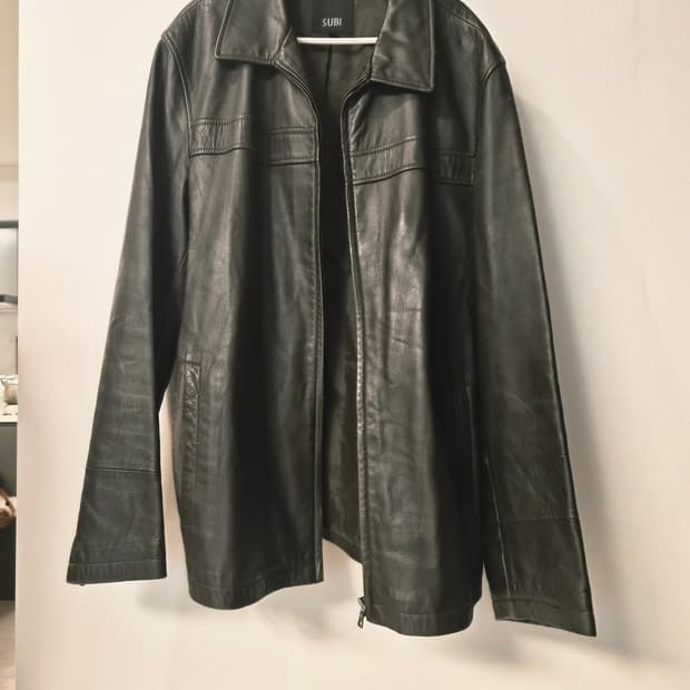 [SUBI] 블랙 가죽 자켓 (사이즈 100)