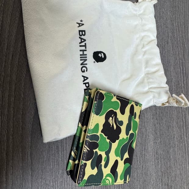 베이프 카모 지갑 코인 케이스 판매합니다.~~