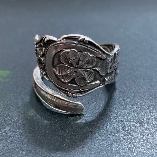 Swastika spoon ring