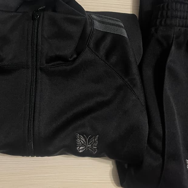 니들스 비버 별주 트랙세트