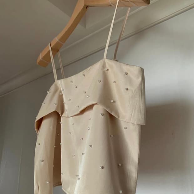 비앱선트마인디드 펄 뷔스티에