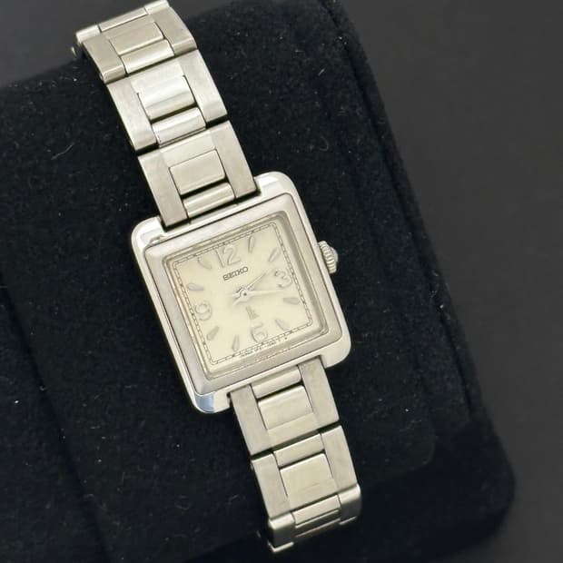 세이코 루키아  여성 시계