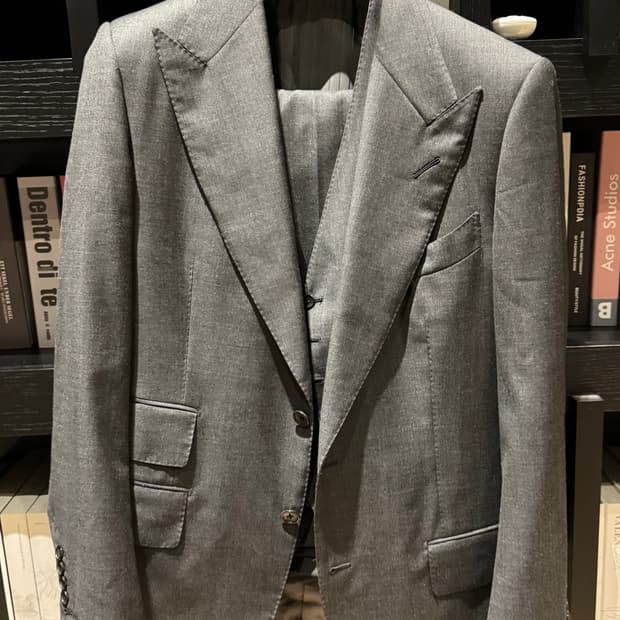 톰포드 쓰리피스 정장 셋업 50