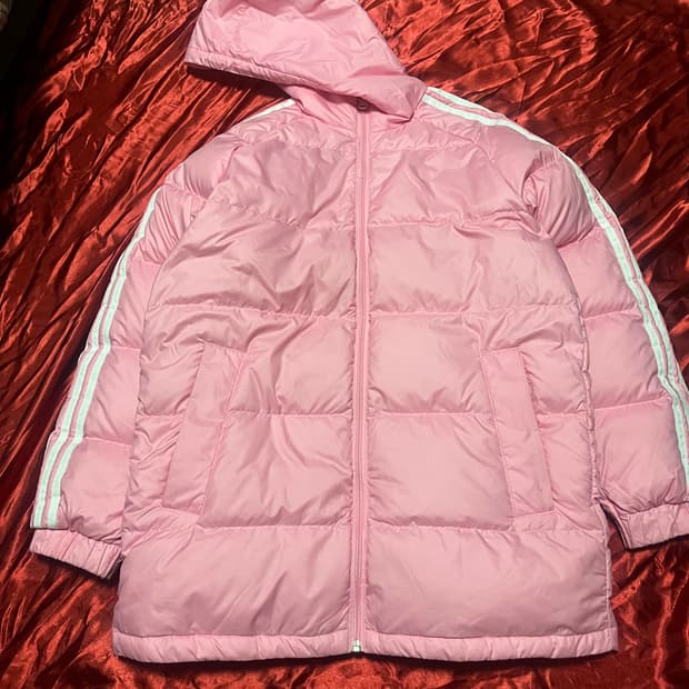 딸기우유 아디다스 패딩