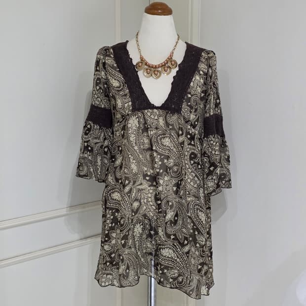 일본빈티지 보헤미안 페이즐리 오리엔탈 갸루 히피모리걸 쉬폰 블라우스