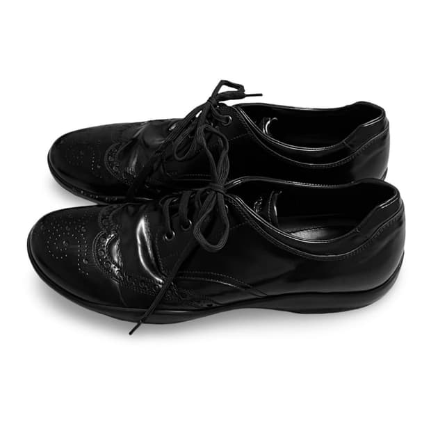 프라다 스포츠 윙팁 레더슈즈