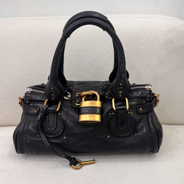 끌로에 패딩턴백 블랙 금장
미듐