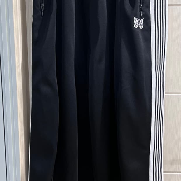 니들스 HD 트랙팬츠 프릭스스토어 M