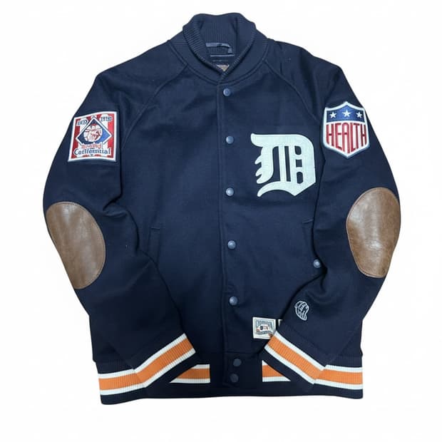 뉴에라 디트로이트 바시티 자켓