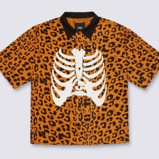 반스 레오파드 반팔 셔츠