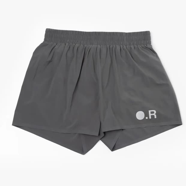 옵티미스틱 러너스 OR matte shorts graphite grey