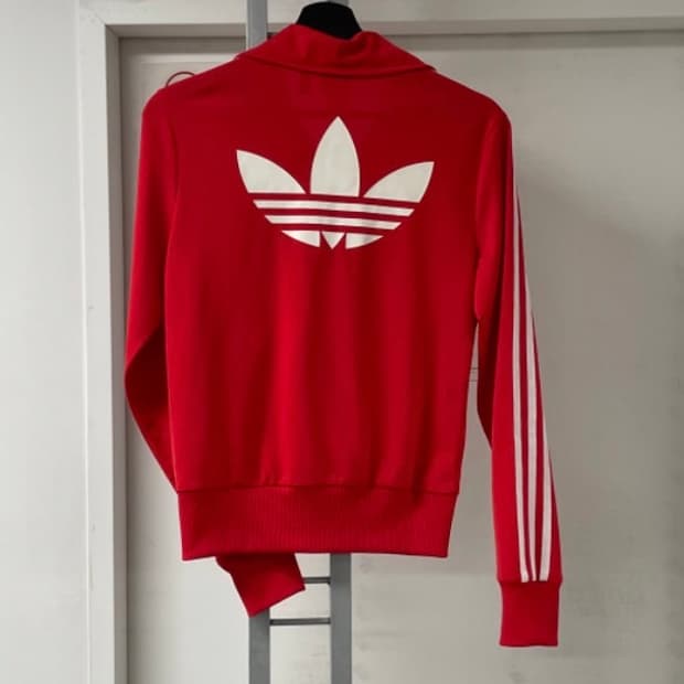 아디다스 슬림핏 레드 져지