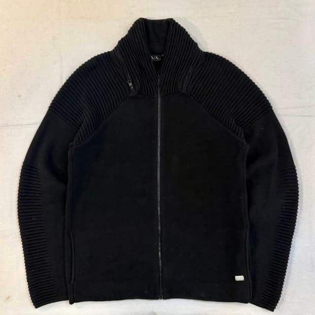 아르마니 익스체인지 플리츠 니트집업 블랙