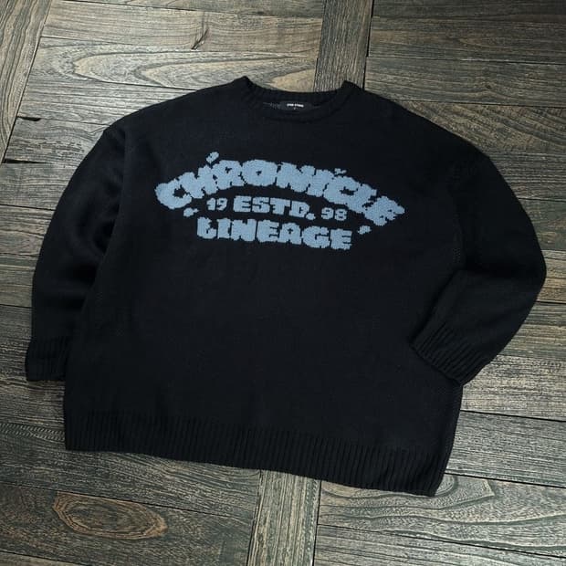 [꼼파뇨] 그래픽 쟈카드 오버사이즈 니트 블랙 M18427