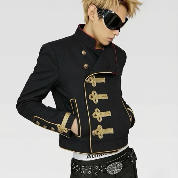 하우스네버다이 마이클잭슨 스타일 크롭기장 나폴레옹  자켓