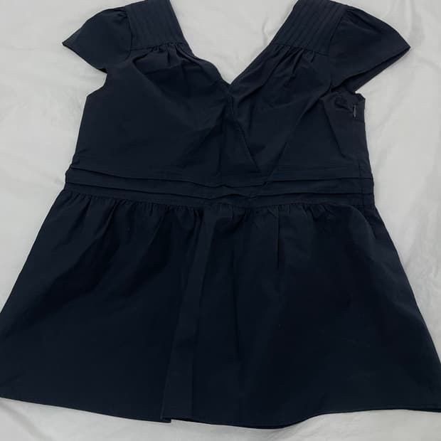 아우로 반팔 블라우스