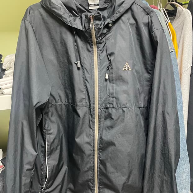 나이키acg 검정 바람막이 xl