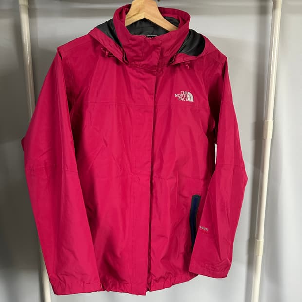 노스페이스 여성 하이벤트 알파 바람막이