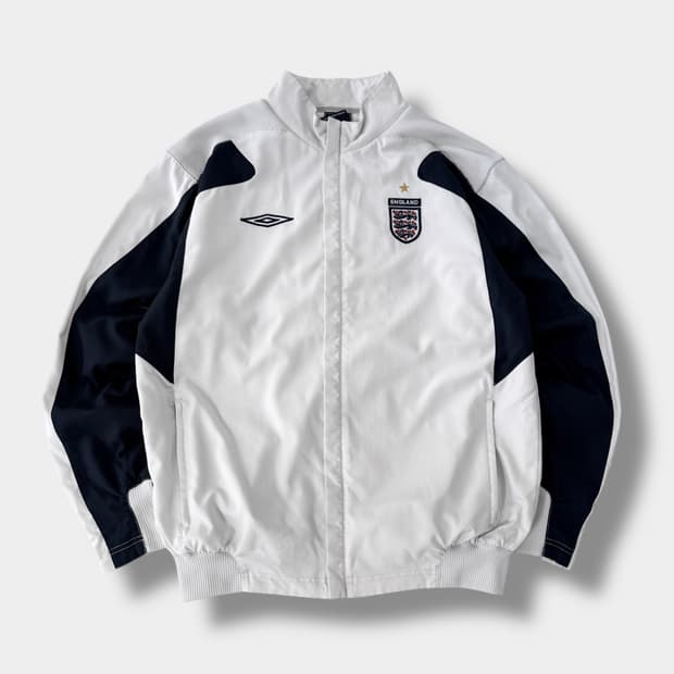 엄브로 루즈핏 06-08 잉글랜드 국대 트랙 바람막이 자켓 