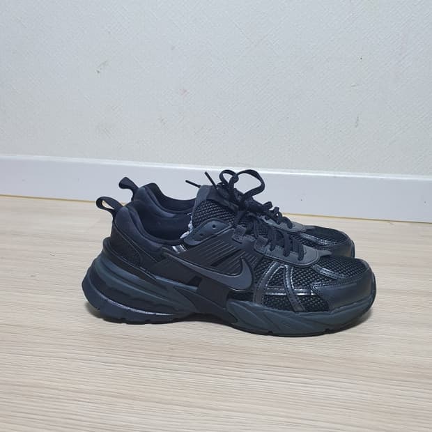 나이키 v2k 런 운동화 265