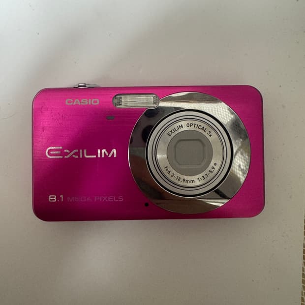 카시오 엑슬림 z80 (핫핑크) 📸 카리나, 선미 픽 디카