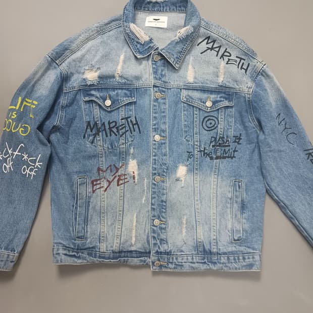 [F] 뱀파이어위켄드 그래피티 워싱 데님 트러커 자켓