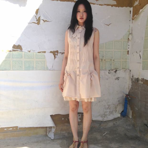  셔링 카라 민소매 원피스