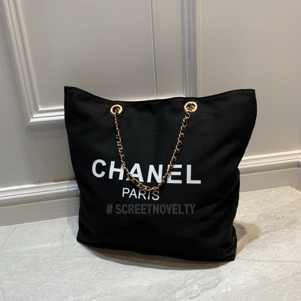 샤넬뷰티 골드체인 숄더백 블랙