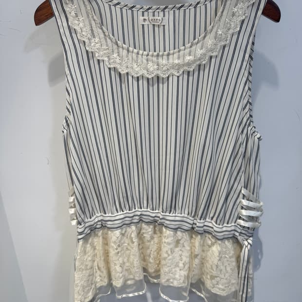 Vintage Blouse 빈티지 프릴 레이스 블라우스