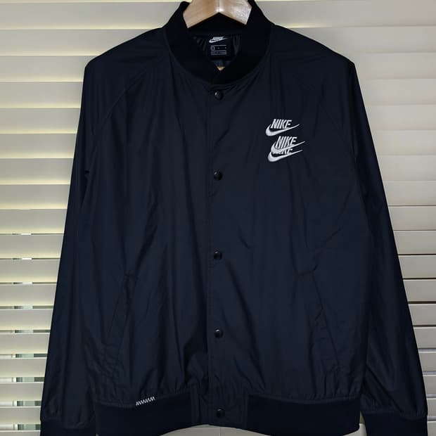 나이키 월드투어스타디움 우븐자켓 L(100)