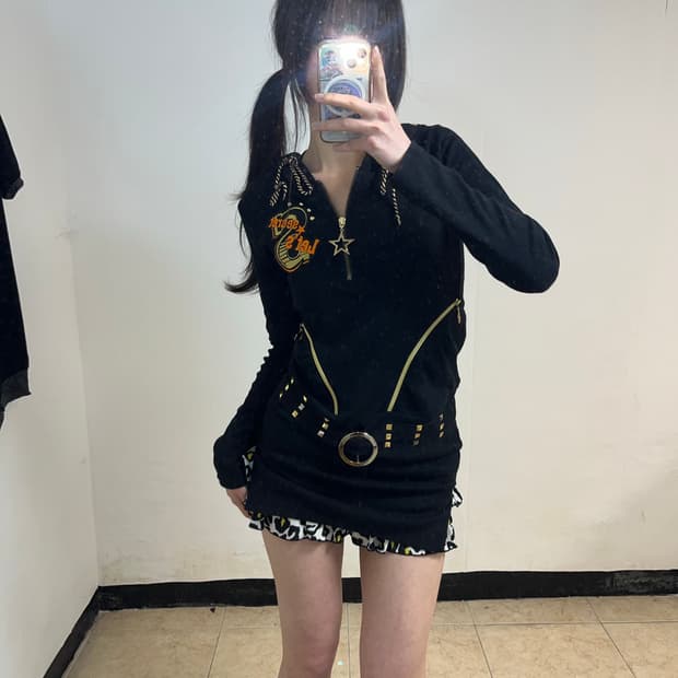 00‘s gal mood 슬림핏 원피스