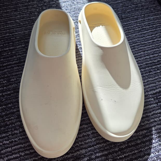 피어오브갓 뮬 팝니다.