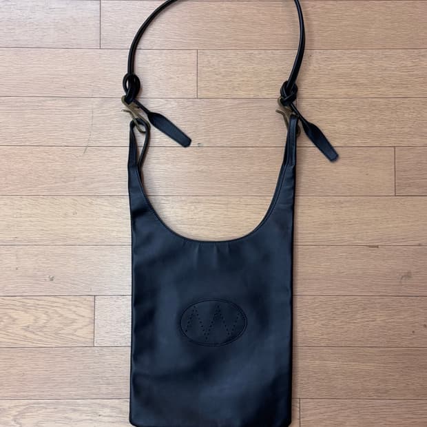 나이스네스 Niceness Lowe 백 레귤러