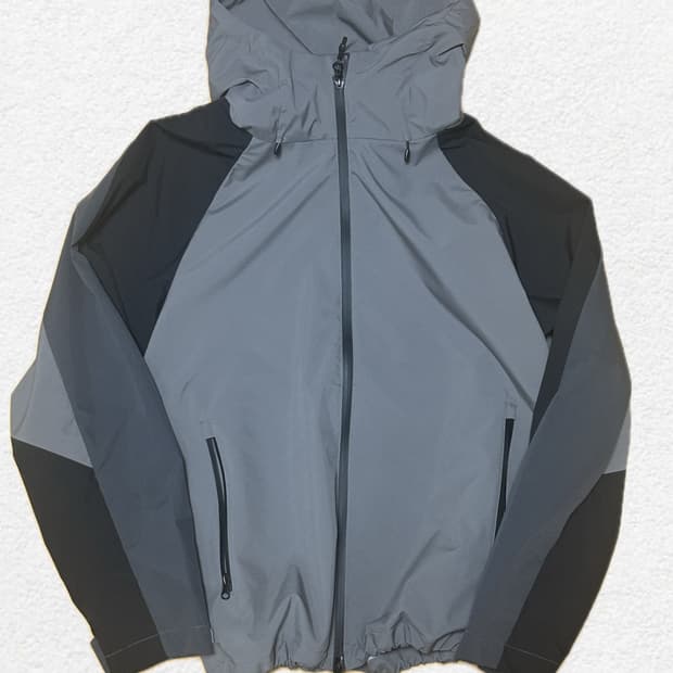 SPAO 테크니컬 윈드브레이커 SPJJF23C02