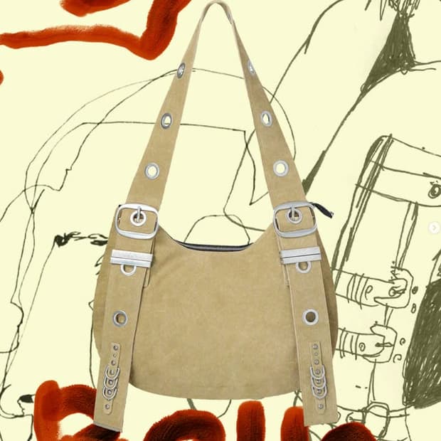 Vacant archive 스웨이드백