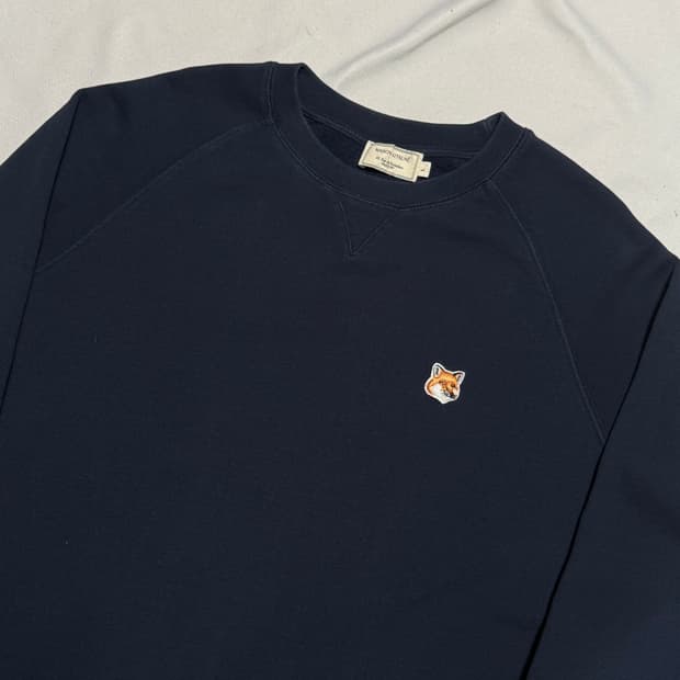 L 메종 키츠네 네이비 폭스 헤드 패치 맨투맨